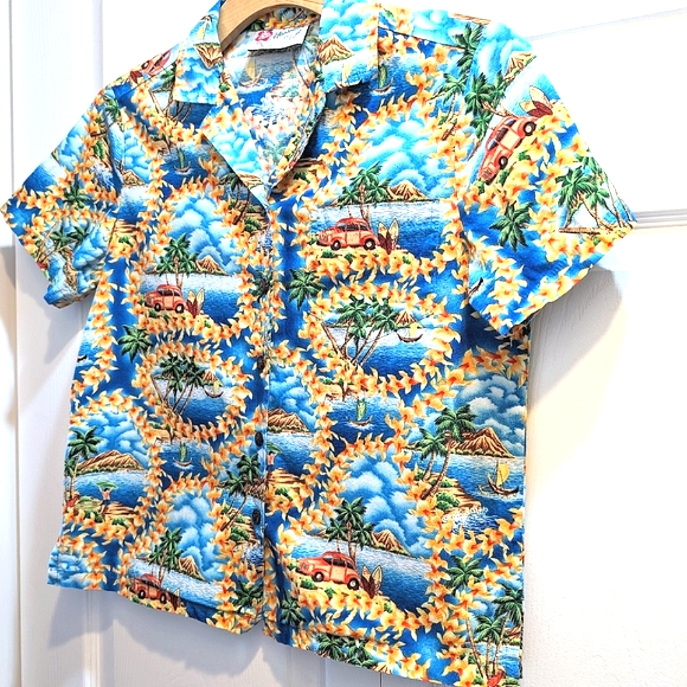 Hilo Hattie Cotton, Hawaiian Shirt, Small.